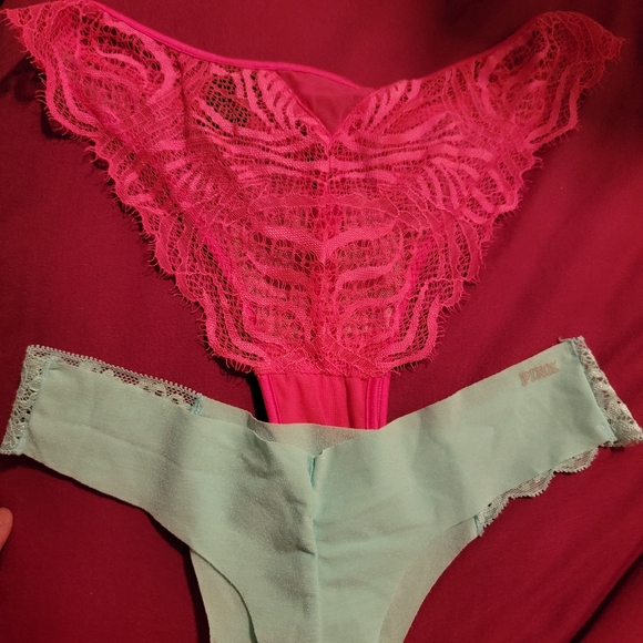 Panties, sandals - Picture 2 of 4